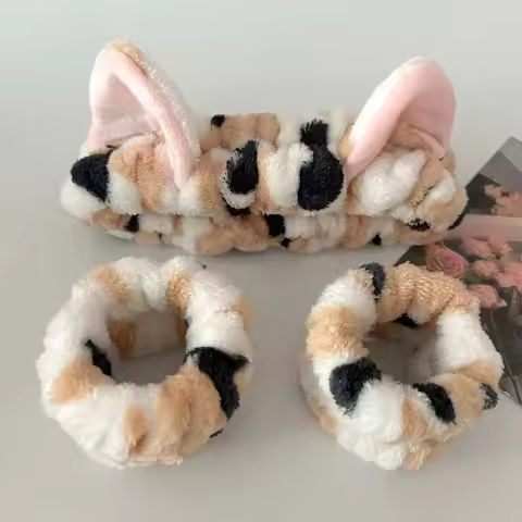 3pcs/set Cute Cat Ear Leopard Print Plush Headband For Women Girls Spa Washing Face and Makeup Headband Elastic Wrist Strap https://tinyurl.com/22yb8rbb