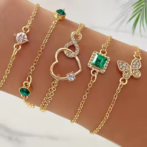 5pcs Vintage-Inspired Bracelet Set with Sparkling Rhinestones – Infinity & Geometric Designs, Perfect for Casual Attire or Gifti https://tinyurl.com/23r5pel8