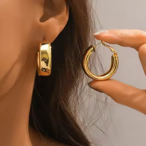 Fashion Metal C-Shaped Chunky Hoop Earrings for Women Exquisite Gold Color Wide Thick Huggie Earrings Party Jewelry Accessories https://tinyurl.com/22rtolr5