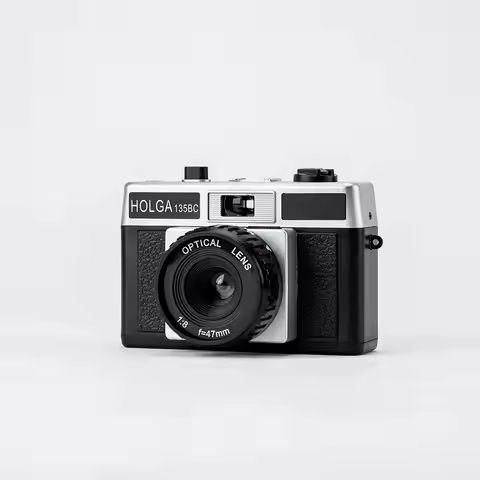 Classic Mini 35mm Film Retro Camera Good Time Foolproof Camera Nostalgic HOLGA 135BC Dark Angle Master Creative Camera https://tinyurl.com/24brqqru